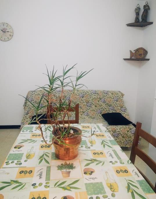Et Jardin En Bord De Riviere Apartment Saumane