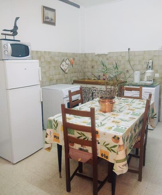 Apartment Et Jardin En Bord De Riviere Saumane