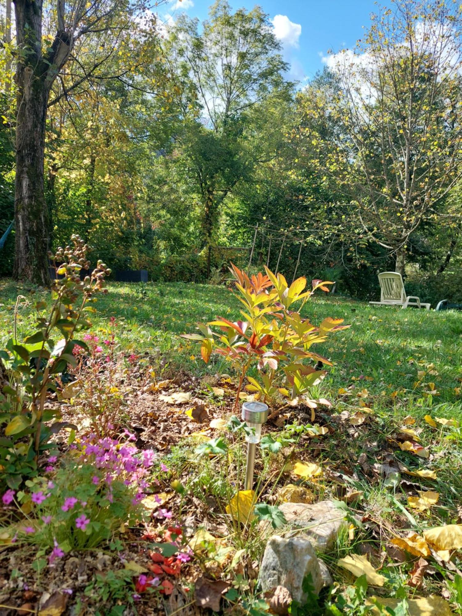 Apartment Et Jardin En Bord De Riviere Saumane